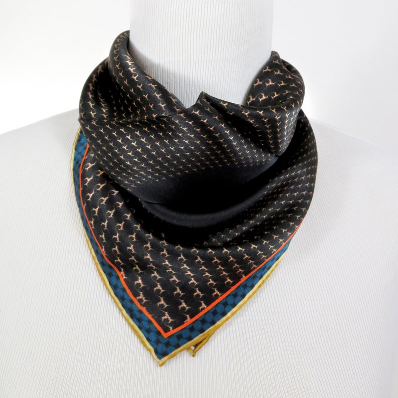 Silk Neckerchief, Verge, Small 16 Accent Scarf, Fractal Design, Christmas gifts for women, wrist scarf, purse scarf, friend gift 画像 4