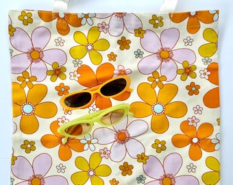 Lolita tote bag; cute retro canvas bag; canvas tote bag with retro design; orange pink green retro aesthetic with daisies
