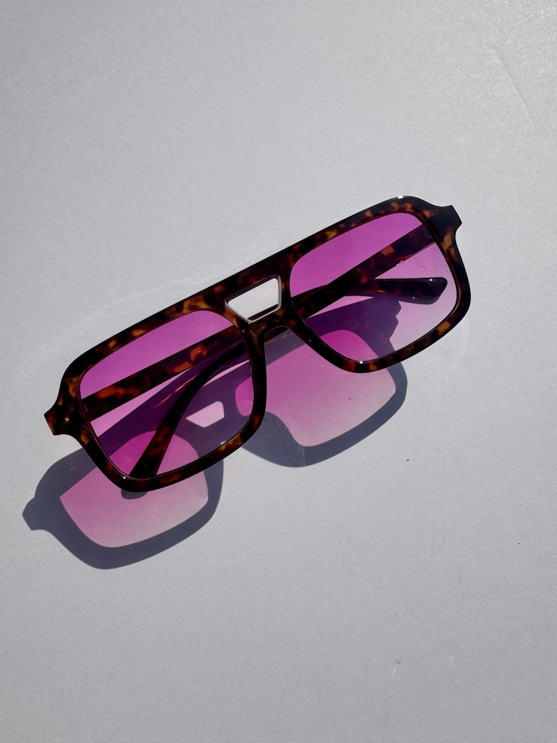 Retro Squared Aviator Sunglasses: UV400 Colored Lens Sunnies pink / brown
