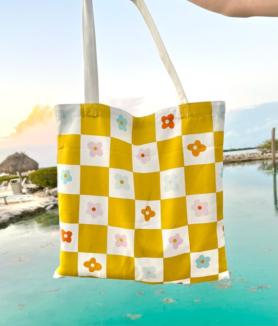 Retro Daisy Checkered Tote Bag  Pink & Orange Checkerboard