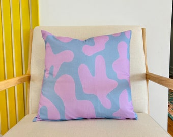 Lavender lava lamp pillow; cute pillow cover; zipper pillowcase; retro aesthetic blue and lavender