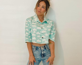 Cloud Print Cropped Denim Jacket: Lightweight Cotton Festival Wear