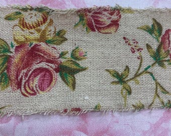 Vintage look roses trim