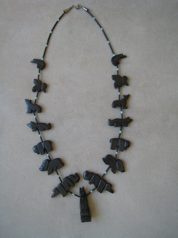 Vintage Native American Fetish Necklace - image 3