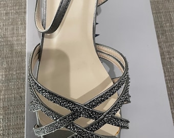 Benjamin Walk ladies Amara style shoe size 9.5 New in box