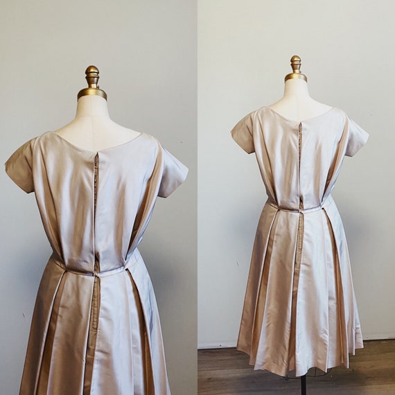 1950s Draped Cream Satin Gown with Bows | 26 inch… - image 7