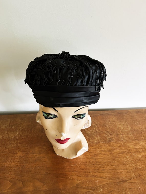 1950s Black Satin Beaded Hat 22" Inside Circumfer… - image 6
