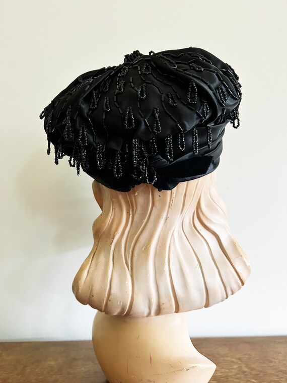 1950s Black Satin Beaded Hat 22" Inside Circumfer… - image 8