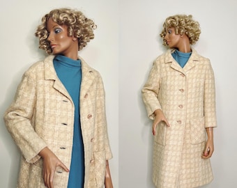 Vintage 1960s Cream Tweed Wool Coat, Silk Lined, Mayfair Garment by Madame Runge, Classic High-End Design | Size S