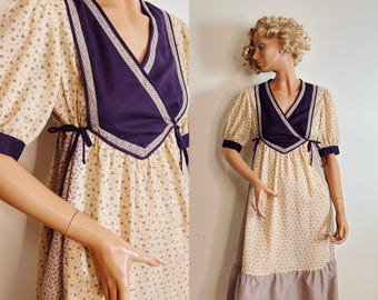 1970s Prairie Cotton Dress – Floral & Gingham, Empire Waist, Puff Sleeves, Size M