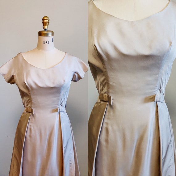 1950s Draped Cream Satin Gown with Bows | 26 inch… - image 2