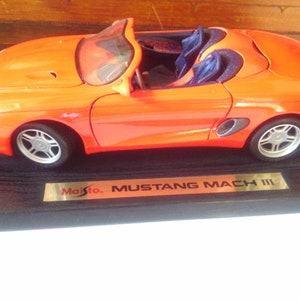 Modellauto,Mustang Mach 3. Bild 1