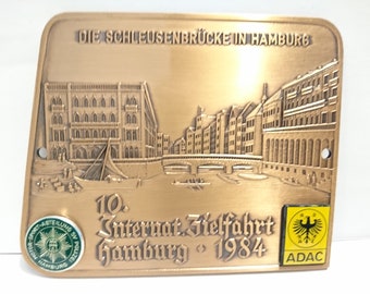 Vintage car badge,"10th International Destination Hamburg 1984".