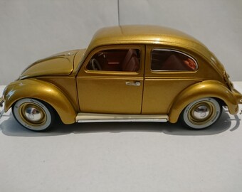 Model car 1:18,"VW Beetle 1955 1000000th", by Burago.