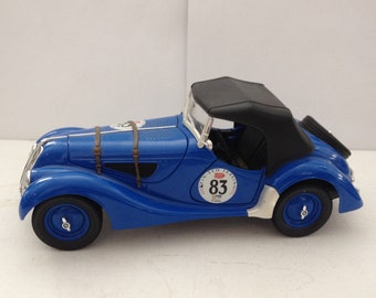 Modellauto 1:18,"BMW 328".