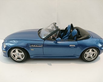 Modellauto 1:18," BMW Roadster 1996", von Burago.