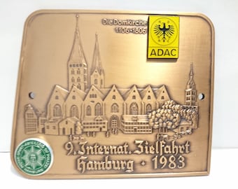 Vintage car badge, "9th International Destination Hamburg 1983".