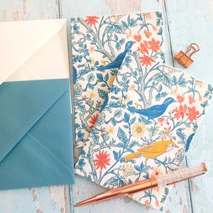 A6 pliées en papier chiffon de coton avec enveloppes | Cartes de correspondance en papier faites main | Papier 100 % recyclé | Jolis oiseaux | Lot de 8 ou 16