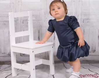 Baby girl cerimonial dress in navy blue with puffed sleeves