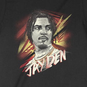 T-shirt Jayden Daniels, T-shirt illustré de football NFL, Commandants de Washington, Jaune-Rouge, Fan Art, T-shirts Pro Star