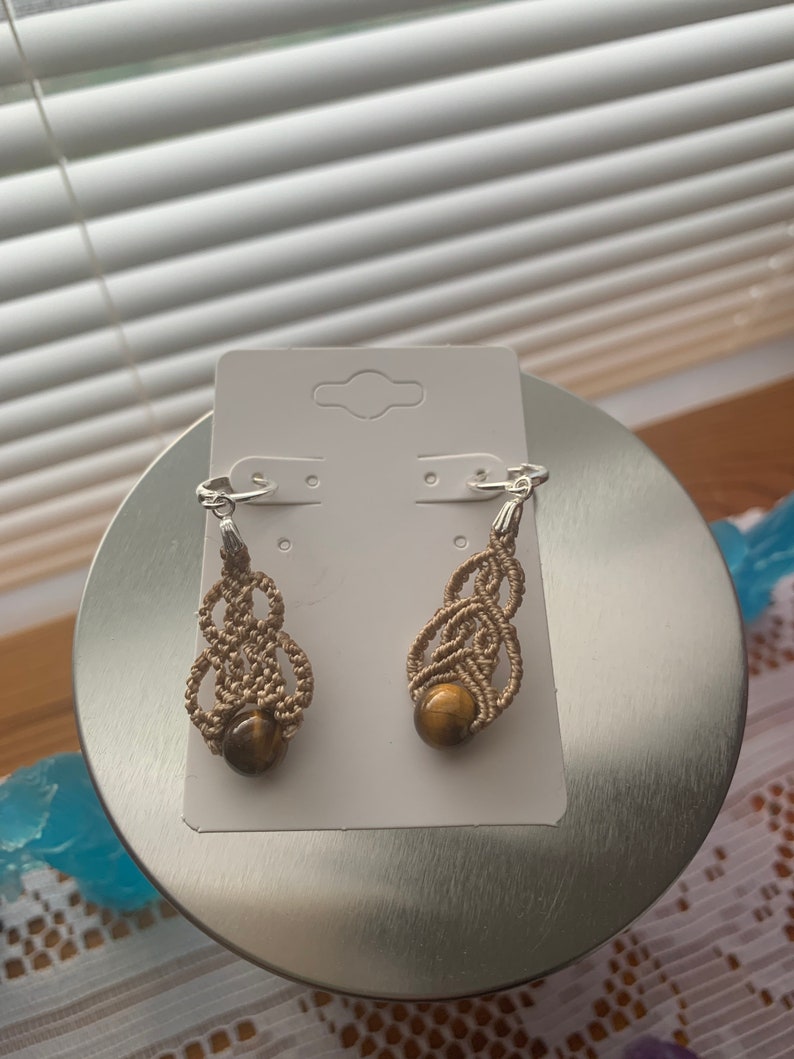 Tiger eye macrame earrings