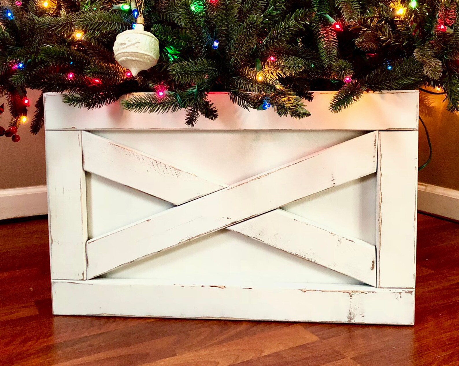 Farmhouse Christmas tree box skirt Etsy