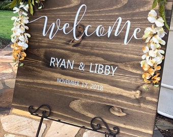 Last Name Wedding Sign, Wedding welcome sign, Rustic wood wedding sign, wedding entry sign, wedding gift, Custom Wedding Sign