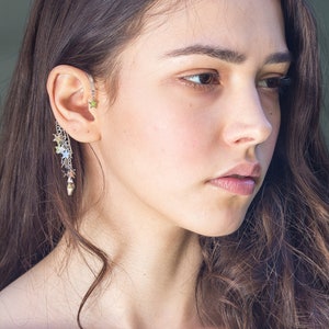 STAR LIGHTS// Gold dangle ear cuff, Swarovski crystal star, Star cluster, Wrap earring, Great Gift image 6