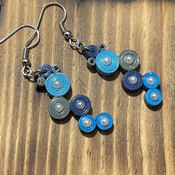 Quilling earrings dangling gray and pearly blue roller drops