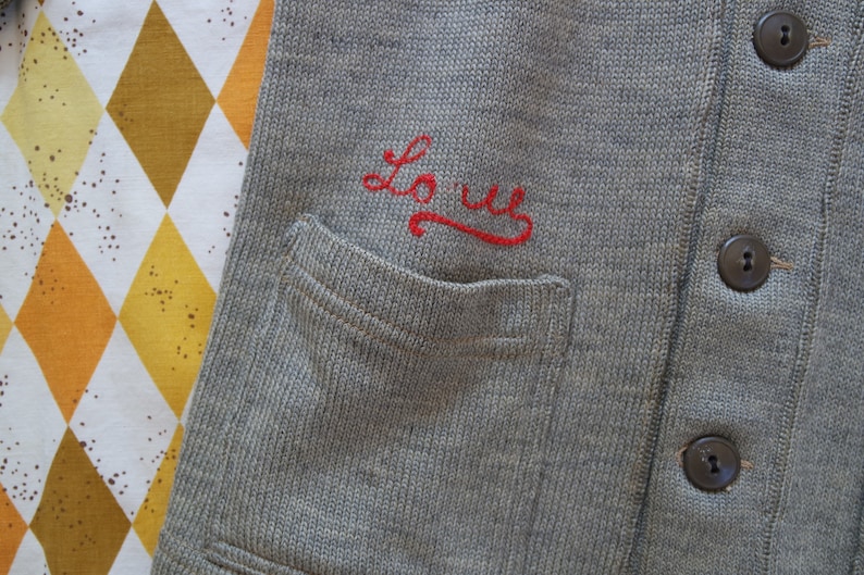 Spanish /'Siempre Amigas/' Patch Stripe Knit Sweater Size Small 20s Cardigan Vintage 1920s Gray Wool Knit Cardigan