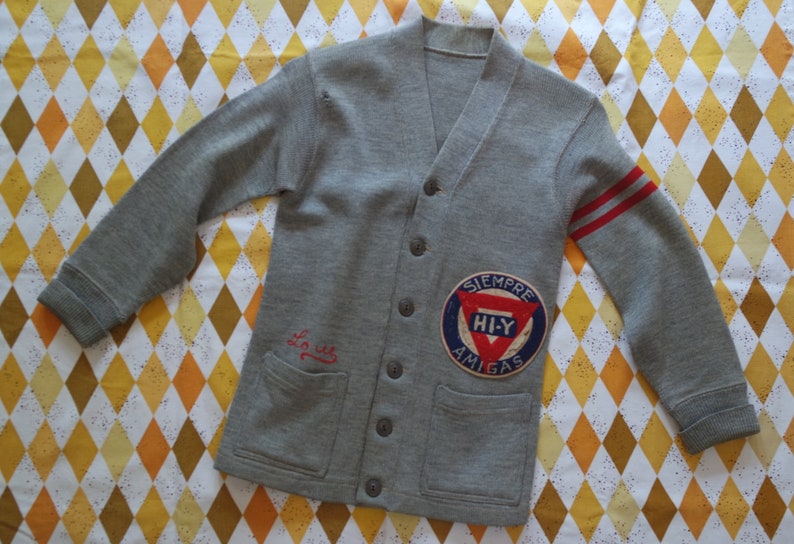 Spanish /'Siempre Amigas/' Patch Stripe Knit Sweater Size Small 20s Cardigan Vintage 1920s Gray Wool Knit Cardigan