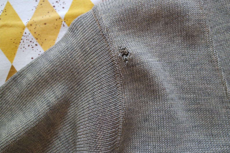 Spanish /'Siempre Amigas/' Patch Stripe Knit Sweater Size Small 20s Cardigan Vintage 1920s Gray Wool Knit Cardigan