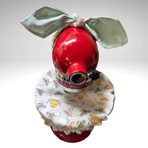 Mixer Reversible Bowl Cover and Matching Elastic Bow Outfit for Stand Mixer | Bee Print Kitchen Decor Accessories