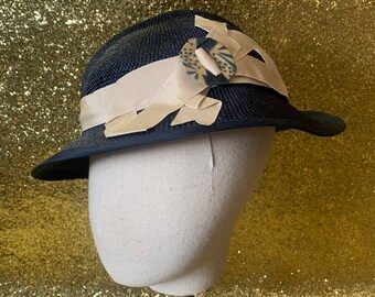 In stock - 30's inspired tailored straw hat with short brim