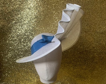 In stock - 30s inspired wide brim straw sun hat with fan detail