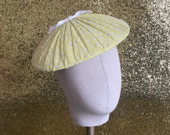 In stock - 50s inspired ‘plateau’ cocktail hat