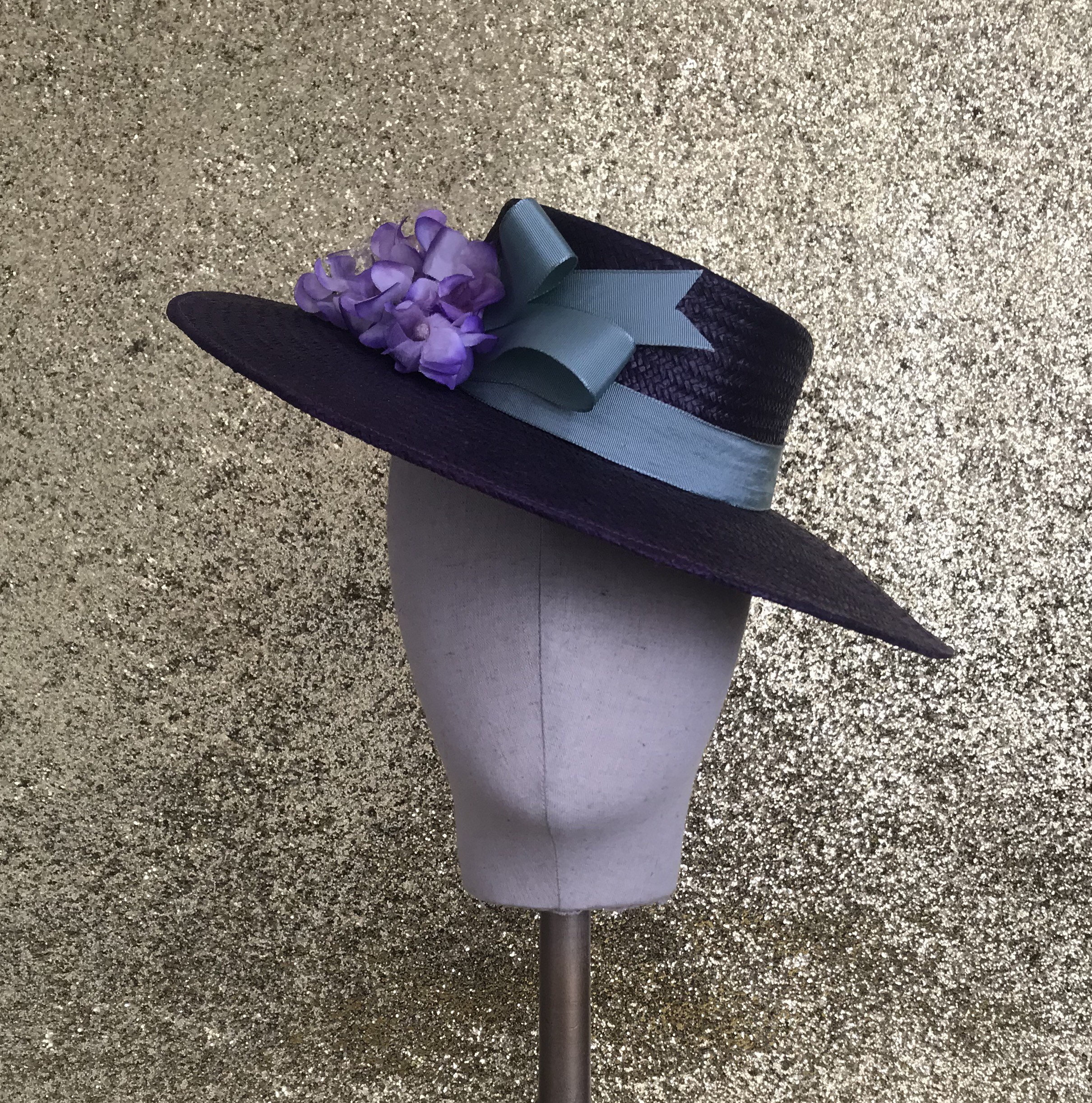 Vintage 1940s Inspired Wide Brim Boater Style Straw Sun Hat  display picture 2