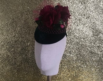 In stock - 40s inspired beret tilt hat with roses and veiling