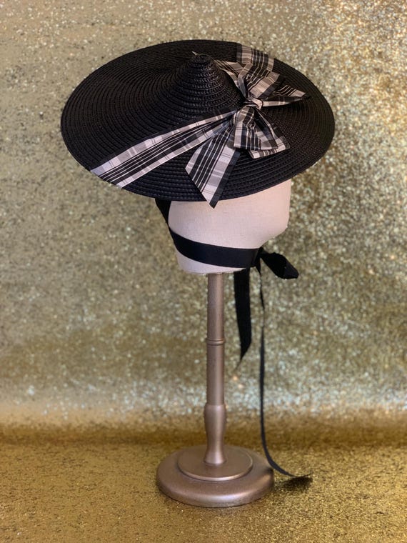 Vintage 1940s / 1950s Style Conical Summer Hat With Bow 