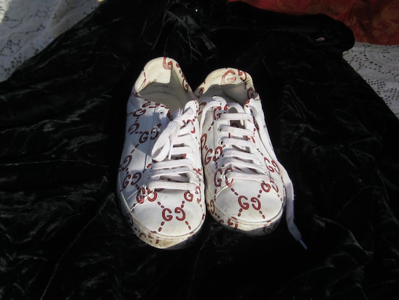 Vintage Gucci Sneakers, sz 36.5 - image 1