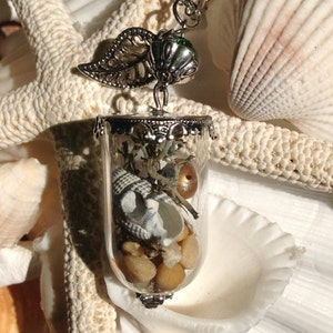 Terrarium necklace,Miniature Necklace,Glass Necklace,Dome Glass Pendant,Moss,Shells,Stones,Silver Chain