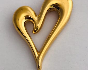 Vintage Monet Signed Heart Brooch - GoldTone Metal Puff Heart Pin Brooch- MCM Valentine Brooch.
