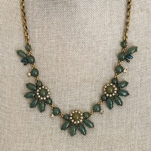 J. Crew Green Teal Floral Statement Necklace - Antique Gold Tone Chain - Rhinestone Designer Necklace