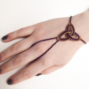 Purple gold metallic Celtic knot beadwork. Elastic slave bracelet. Bright copper plated delica beads. Beaded finger bracelet. Ring bracelet. image 3