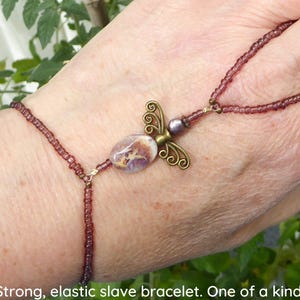 Natural JASPER angel crystal. Freshwater pearl. Elastic gemstone slave bracelet. Semi precious stone finger bracelet Hand jewelry Hand chain