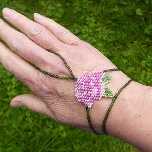 Rose beadwork. Elastic slave bracelet. Beaded Hand finger jewelry, Finger bracelet, Hand jewelry, Ring bracelet, Hand bracelet, Hand chain image 6