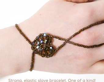 Brown half coated rainbow faceted heart. Elastic slave bracelet. Coffe brown metallic seed beads. Ring bracelet. Hand jewelry Finger jewelry
