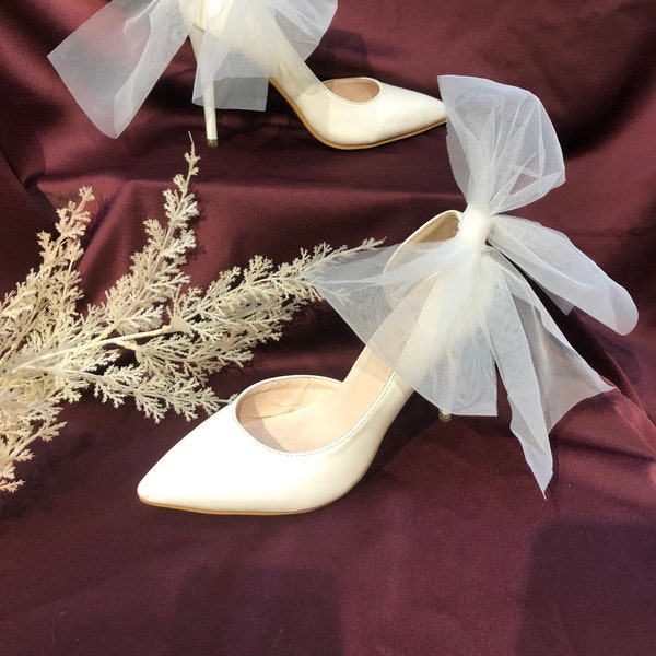 Pinces à chaussures de mariée en tulle blanc, chaussures de mariage, accessoires de mariée, chaussures de mariée blanches à talons hauts, noeuds de mariage, talons hauts blancs