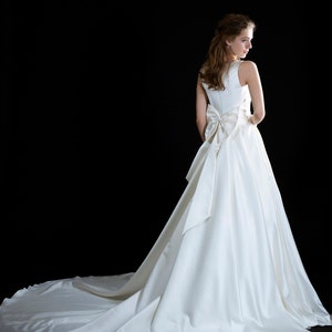 Custom Wedding Dress | Ball Gown Wedding Dress Caroll | Simple Wedding Dress | Dress With Train | Satin Wedding Dress | Long Wedding Gown
