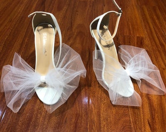 Bridal Tulle Shoe Clips, Wedding Shoes Bridal Accessories, Bridal White Bow Shoes, Bows Wedding White High Heel Ivory Bow Wedding shoe